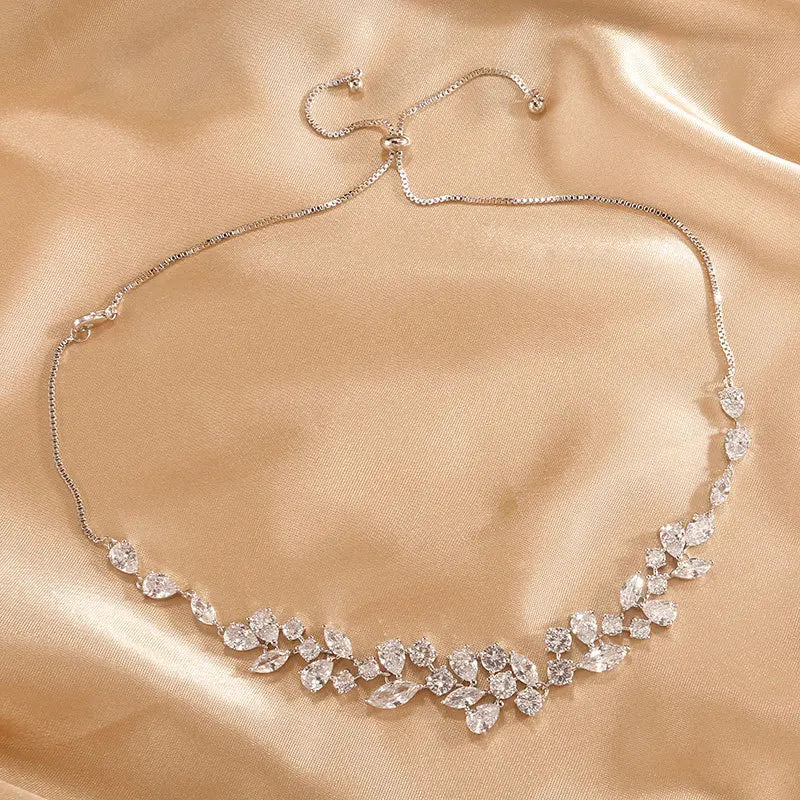 FXLRY Elegant Super Flash Chocker Chain Necklace Adjustable Water Drop Zircon Necklace Bridal Wedding Dress Jewerly
