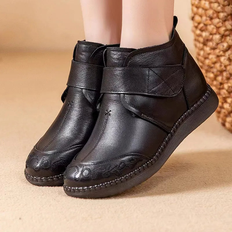 2024 New Women's Real Leather Ankle Boots Thick Bottom Plush Shoes Women Winter Warm Shoes Fashion Cool Footwear Size 35-41