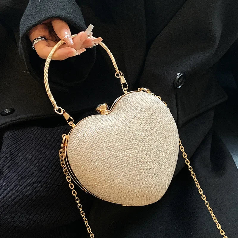 Evening Clutch Bag Women Bag Shiny Handbag Heart Shape Metal Clutches Bag Fashion Chain Shoulder Crossbody Bag Luxury Lady Purse