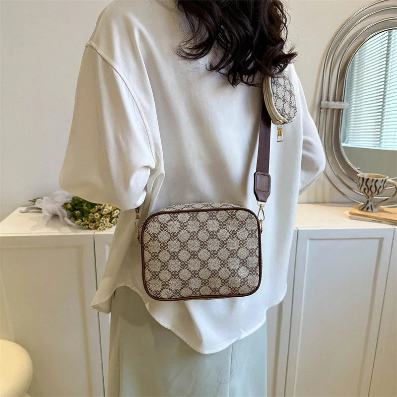 Vintage Pattern Crossbody Bags for Women Shoulder Shell Bag Trend Small Purse and Handbag Luxury Designer Female Square Bag