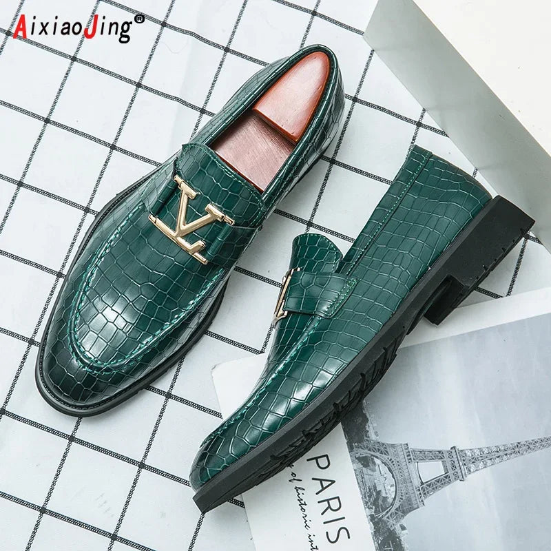 New Designer Men's Leather Shoes Trend Luxury Brand Business Pointed Toe Leather Shoes Casual Shoes Leather Buckle Men's Loafers